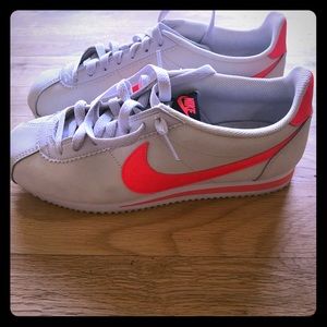 Nike Cortez